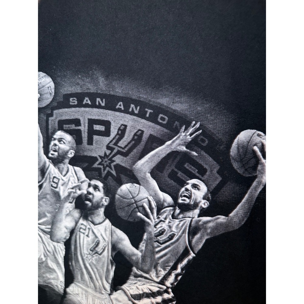 Gildan San Antonio Spurs Big Three Duncan Parker Ginobili Black T-Shirt Mens M - Picture 4 of 7